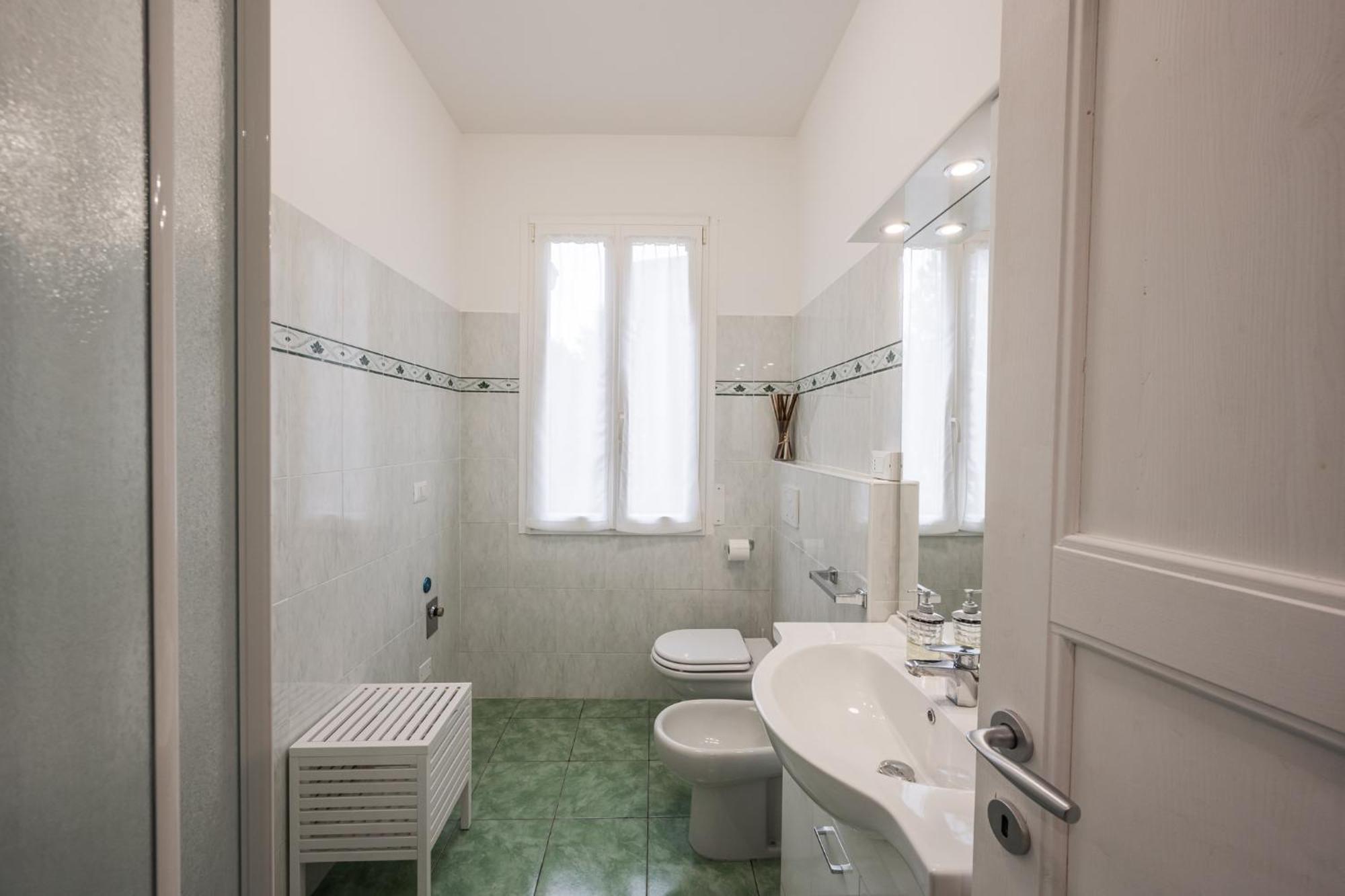 Solignano Nuovo Villa Teresa Struttura Tra Ferrari E Lambrusco מראה חיצוני תמונה